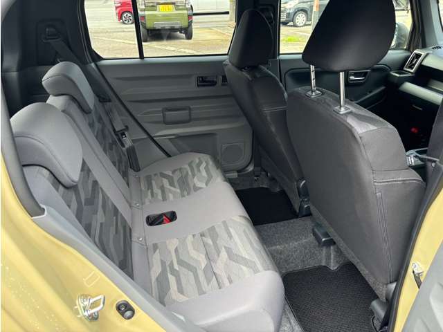 Daihatsu Taft 8