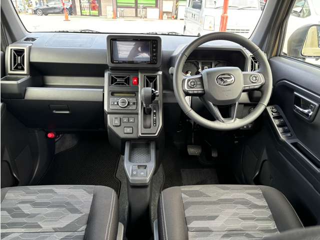 Daihatsu Taft 9