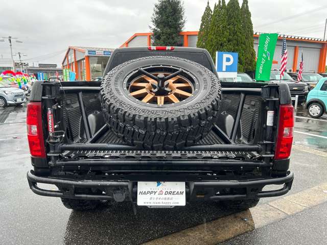 Chevrolet Silverado 10