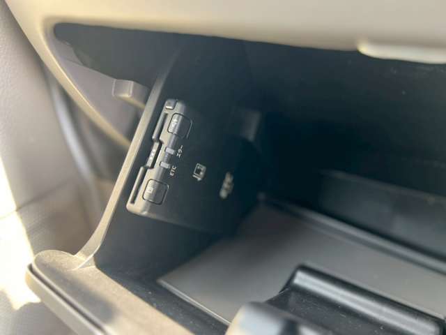 Nissan NV100 Clipper 12