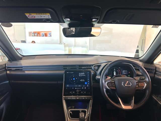 Lexus LBX 6