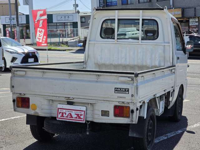 Daihatsu Hijet Truck 2