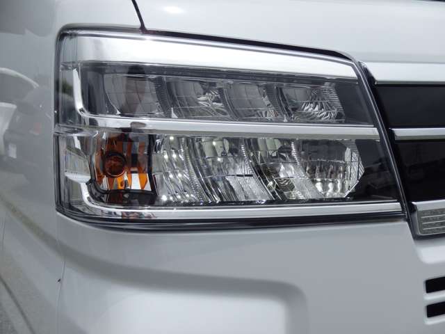 Daihatsu Atrai 12