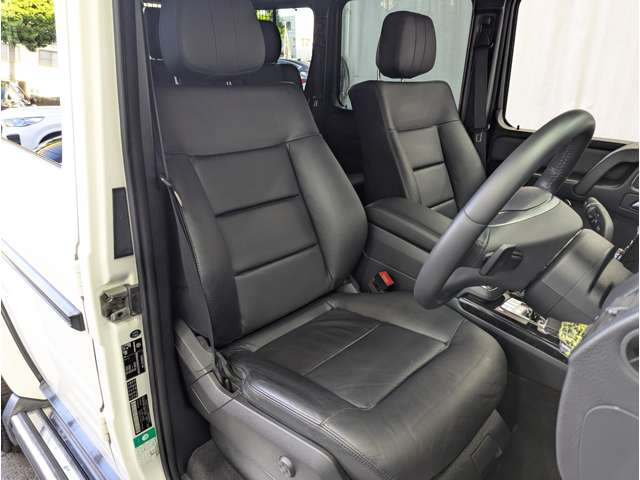 Mercedes-Benz G-Class 12