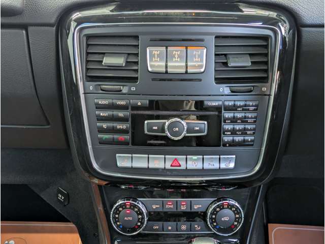Mercedes-Benz G-Class 5