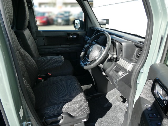 Honda N-VAN 12