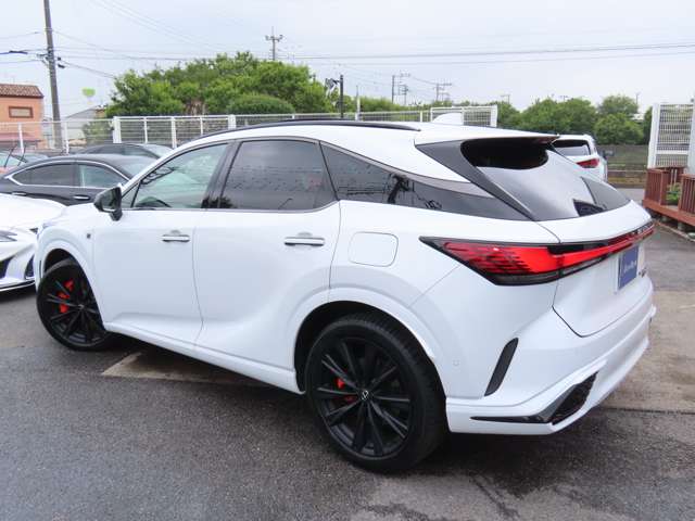 Lexus RX 8