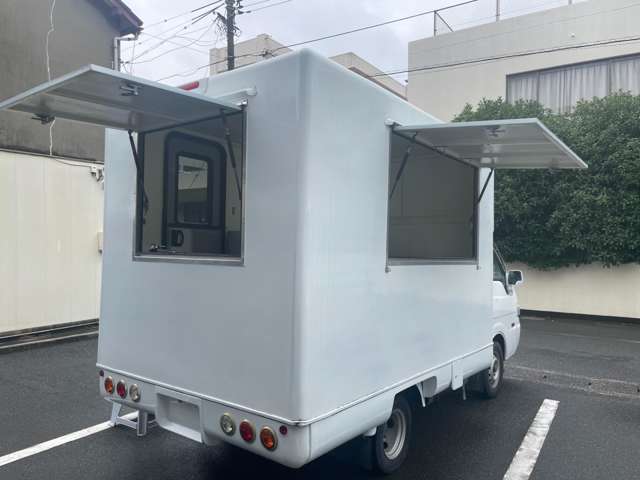 Mazda Bongo Truck 5