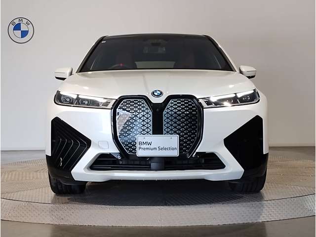 BMW iX 5
