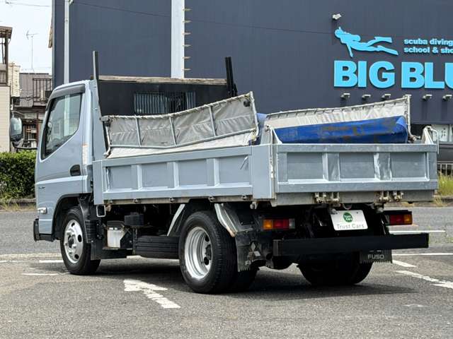 Mitsubishi Fuso Canter 9