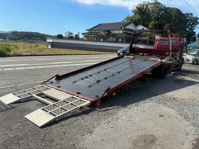 Isuzu Elf 13