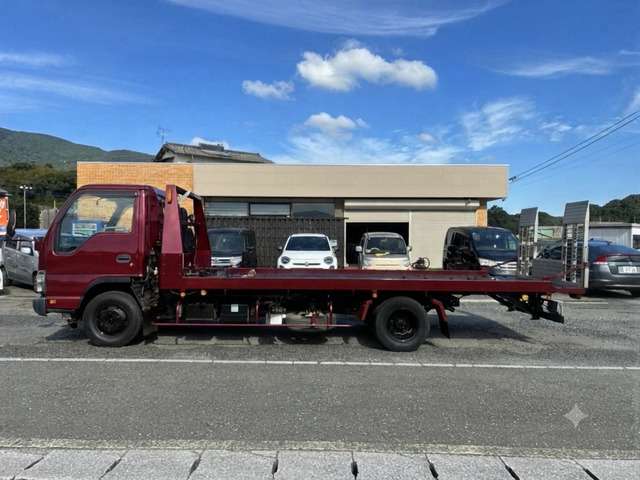 Isuzu Elf 6