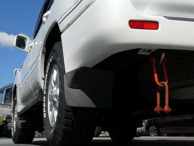 Toyota Land Cruiser 100 11