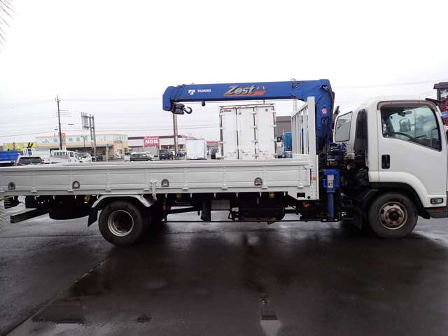 Isuzu Forward 6