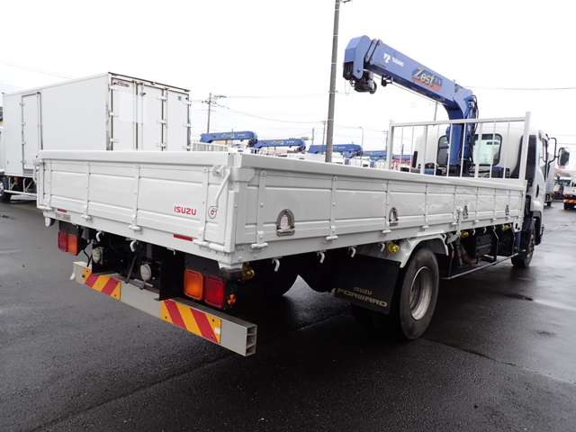 Isuzu Forward 7