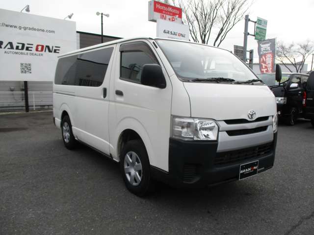 Toyota Regius Ace 4