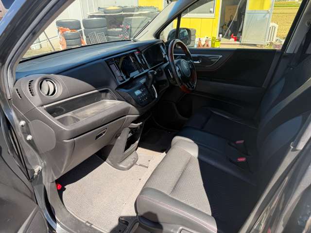 Toyota Harrier 3