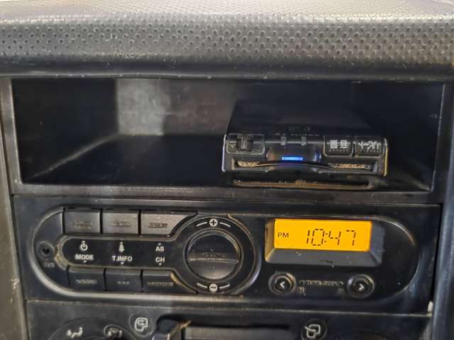 Isuzu Elf 7