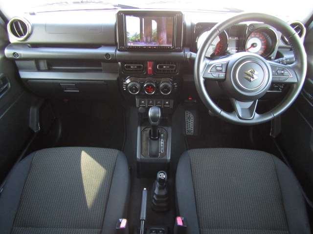 Suzuki Jimny Sierra 4