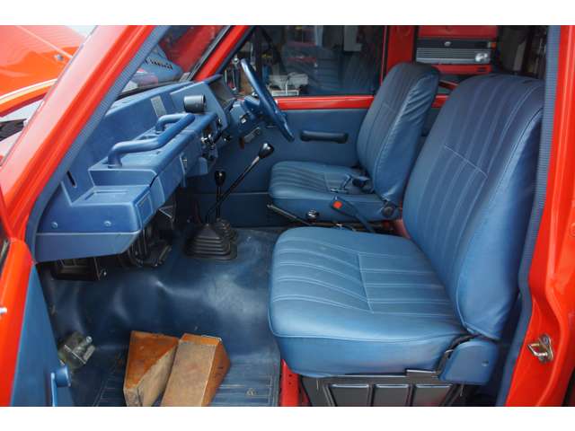 Nissan Safari 12