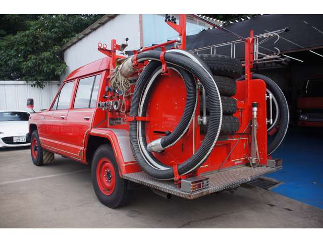 Nissan Safari 5