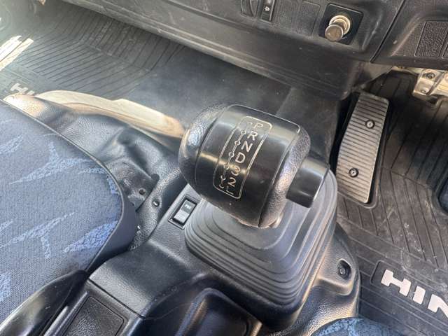 Hino Ranger 11