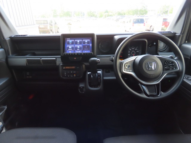 Honda N-VAN 12