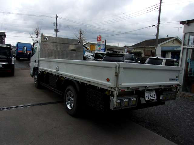 Mitsubishi Fuso Canter 8
