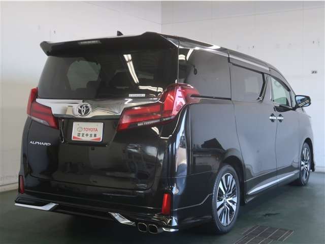 Toyota Alphard 7