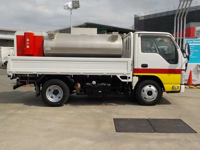 Isuzu Elf 6