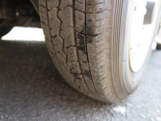 Mitsubishi ランサーカーゴ 9