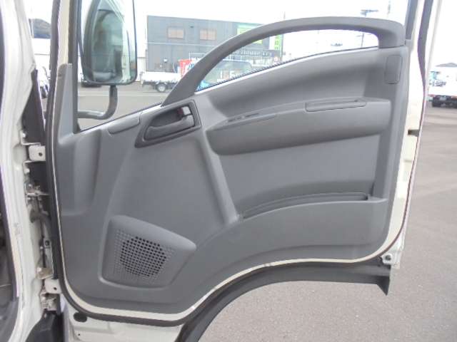 Isuzu Elf 10