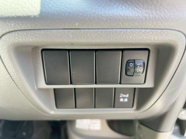 Nissan NV100 Clipper 12