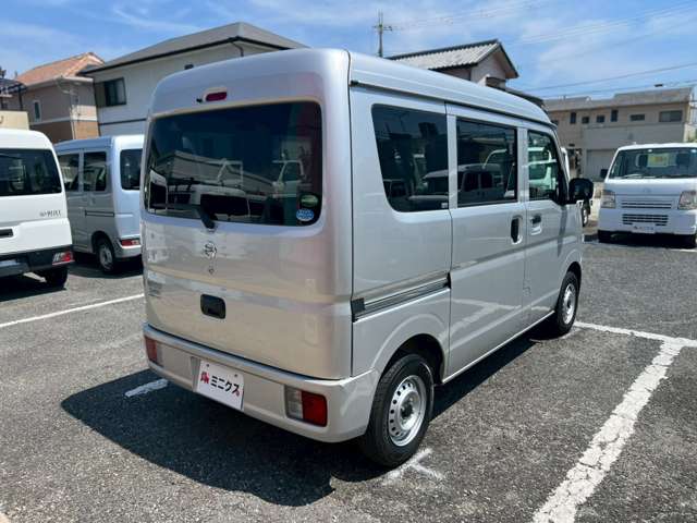 Nissan NV100 Clipper 5