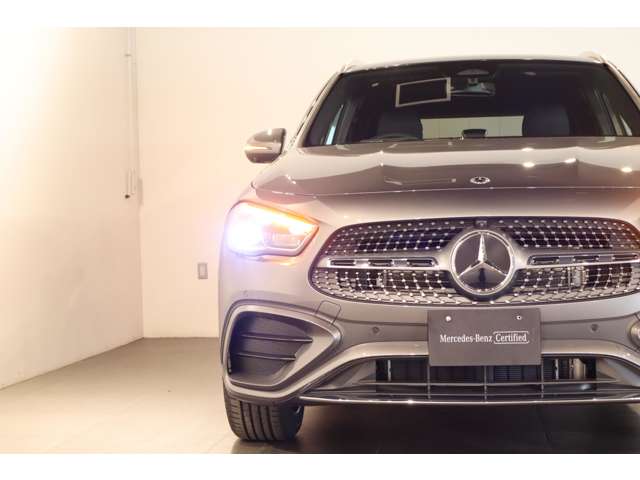 Mercedes-Benz GLA-Class 11