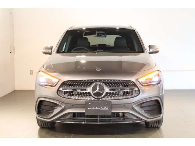 Mercedes-Benz GLA-Class 10