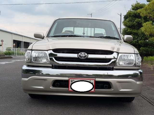 Toyota Hilux 3