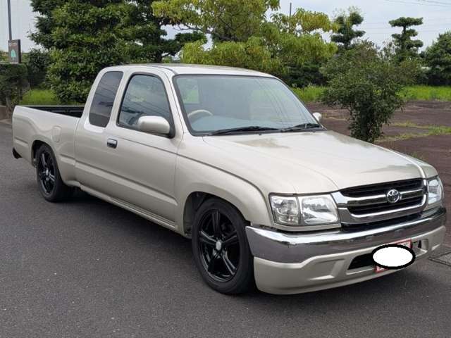 Toyota Hilux 5