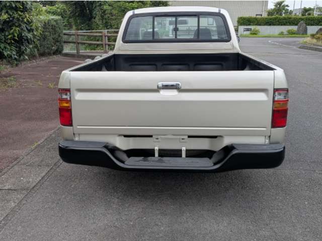 Toyota Hilux 10