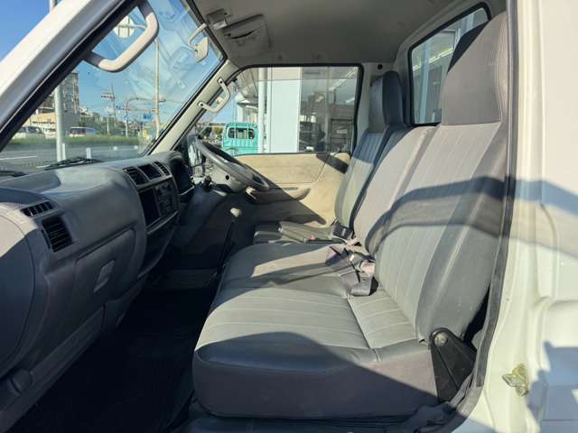 Mazda Bongo Truck 3