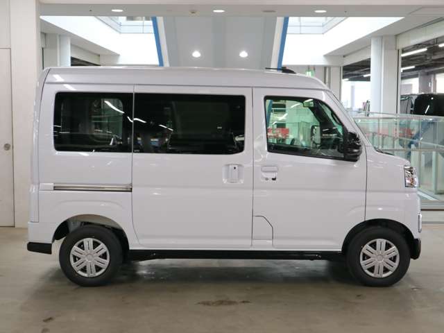 Daihatsu Atrai 12