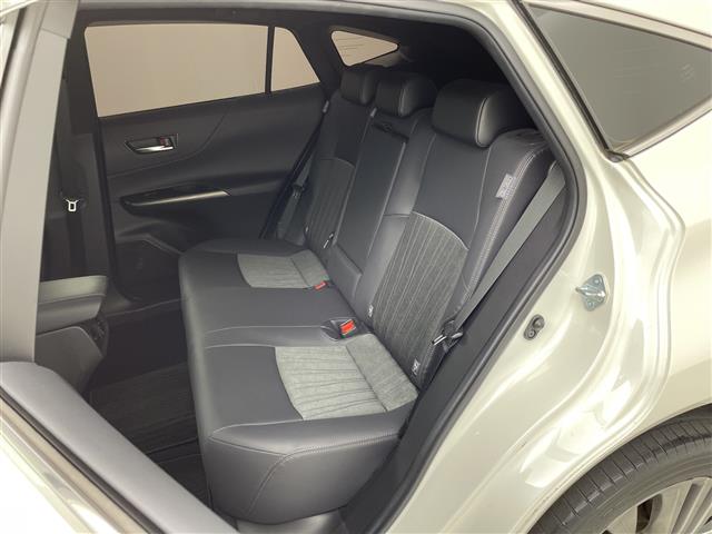 Toyota Harrier 11