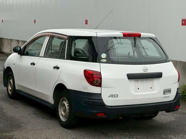 Nissan AD 6