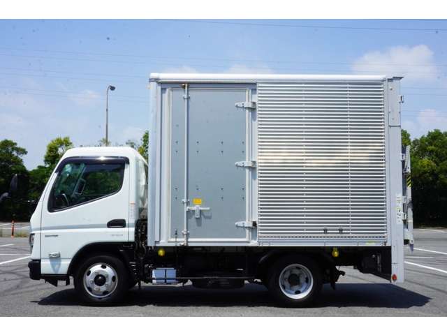 Mitsubishi Fuso Canter 11