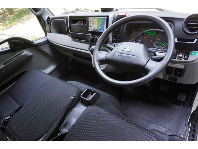 Mitsubishi Fuso Canter 3