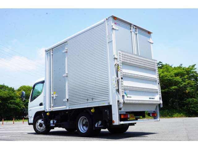 Mitsubishi Fuso Canter 10
