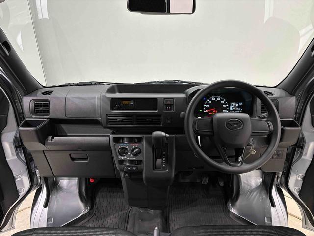 Daihatsu Hijet Cargo 10
