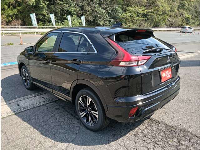 Mitsubishi Eclipse Cross 8