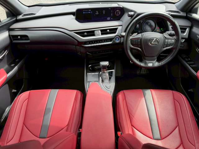 Lexus UX 2