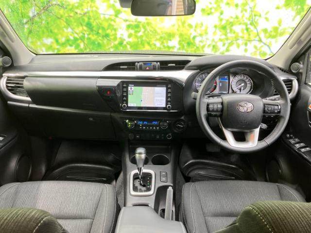Toyota Hilux 2